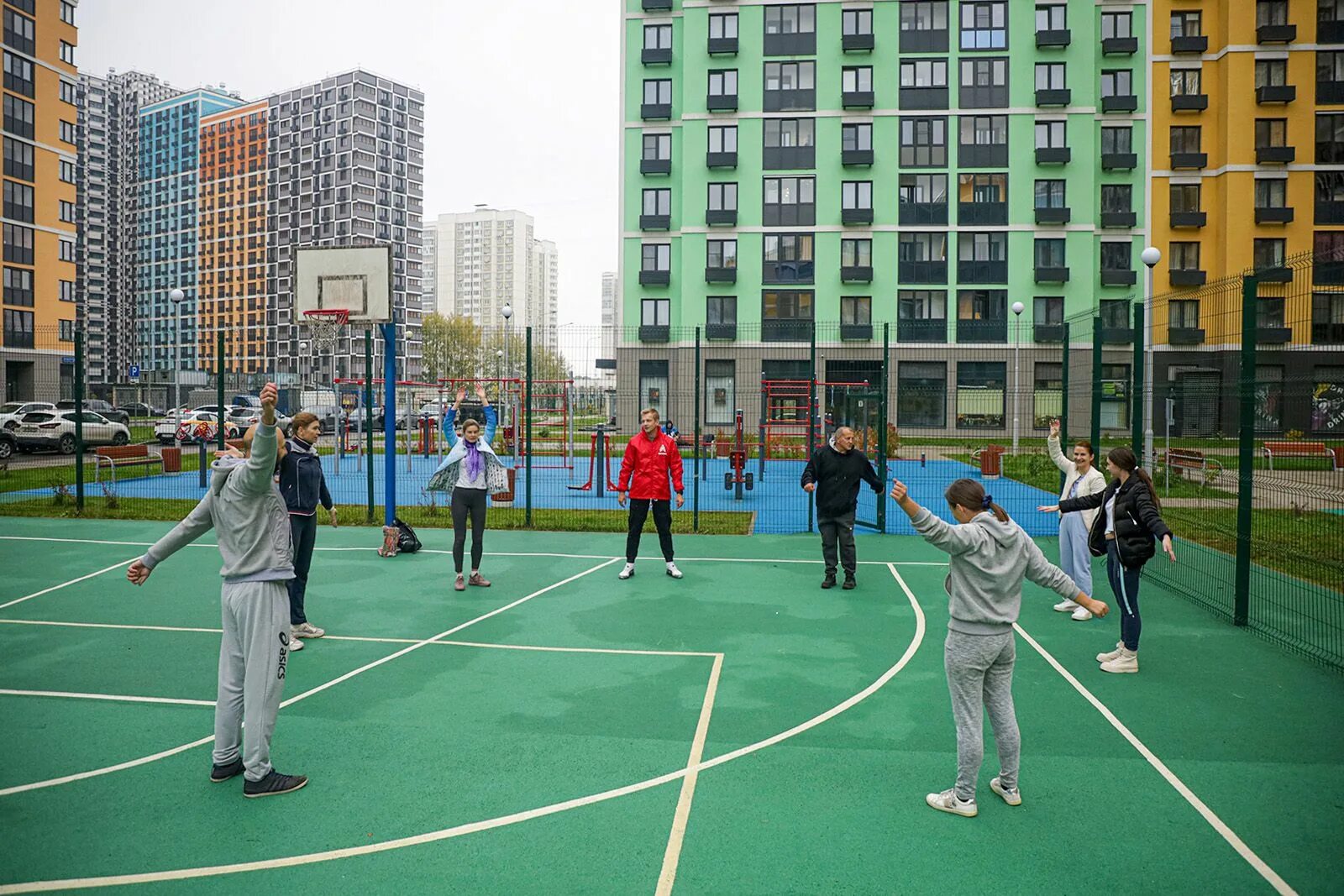 Спортивные площадки в Москве. Спортивная тренировочная площадка. Спортивные площадки для улицы. Самые необычные спортивные площадки. Бесплатные в ясенево