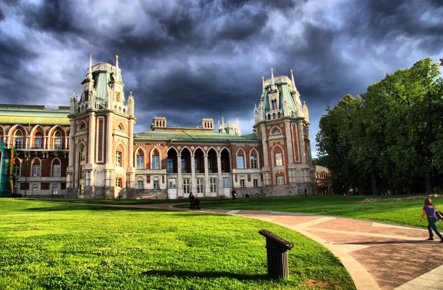 Царицыно (дворцово-парковый ансамбль). Царицынская усадьба москва. Музей заповедник усадьба царицыно. Царицыно музей-заповедник. Парк заповедник царицыно.