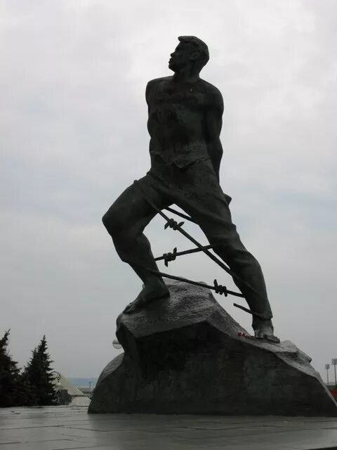 Василий рябков. Рябков первоуральск. Василий рябков. Максим чернышов москва. Алексей снегирев хоккеист первоуральск.