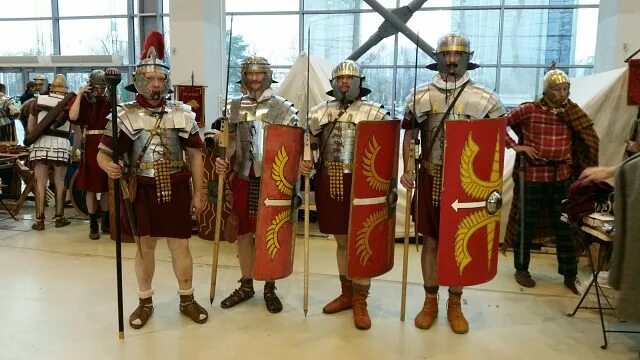 Шестой легион. Штандарты римских легионов. 6 легион римской империи. Шестой легион. Центурион римского легиона.