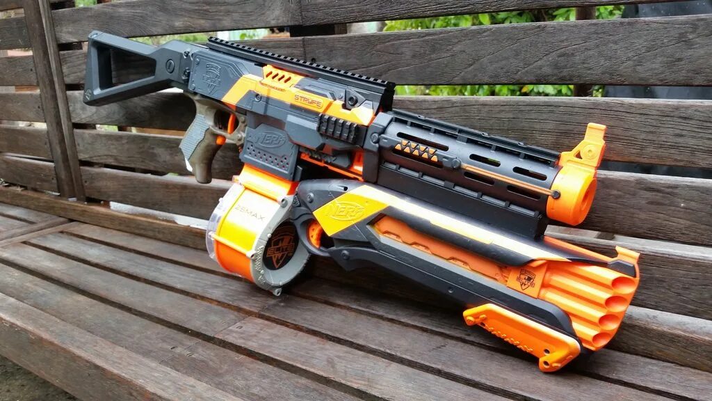 Бластер икс шот. Карта а4 влада. Бластер а4. Нерф гиперфайр. Бластер а4.