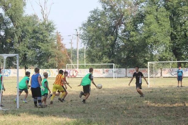 Погода в тбилисской на 10 краснодарского края. Футбол Тбилисская. ТОС Тбилисского района. Знамя Тбилисского района. Октябрьский Тбилисского района.