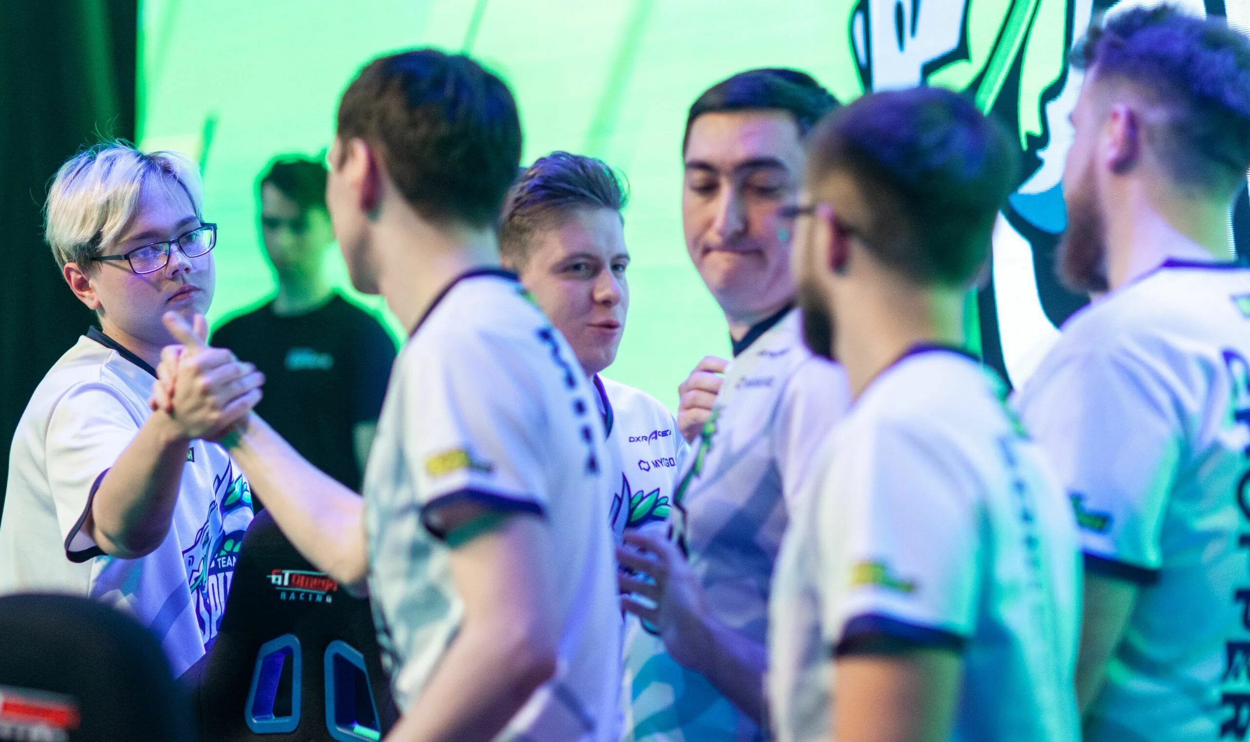 Тим спирит игры будущего. Team spirit победа. спирит киберспорт. team spirit 4к. команда team spirit cs go.