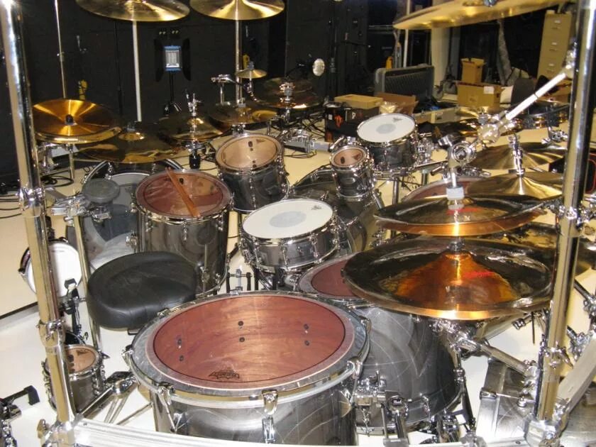 Mike drum kit. Mike Mangini Drum Set. Mike Mangini Drum Kit. Dream Theater Mike Mangini. Малый барабан Mike Mangini.