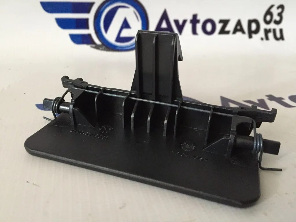 Как поменять ручку бардачка на гранте - Автопортал AutoShah.ru