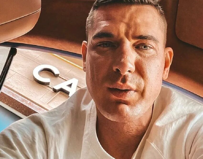 Избранница курбана омарова. Курбан омаров дата рождения. Муж ксении бородиной курбан омаров. Курбан омаров 2021. Бородина и курбан омаров.