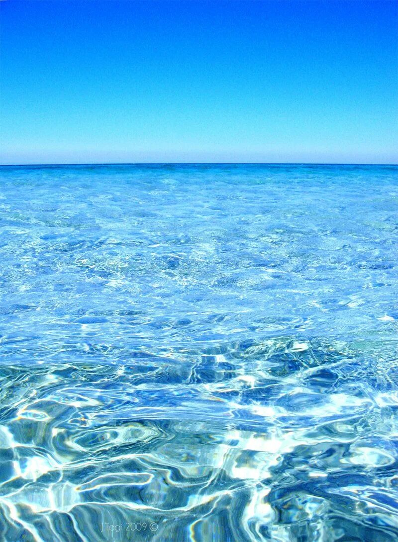 Голубое море. Красивое море. Прозрачное море. Море вода. Почему океан синий