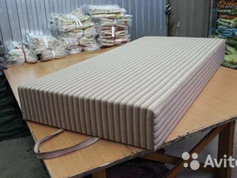 Матрас 70х190. Матрас на деревянном каркасе для кровати. Каркасный матрас. Матрас на деревянном каркасе. Матрас на деревянном каркасе.