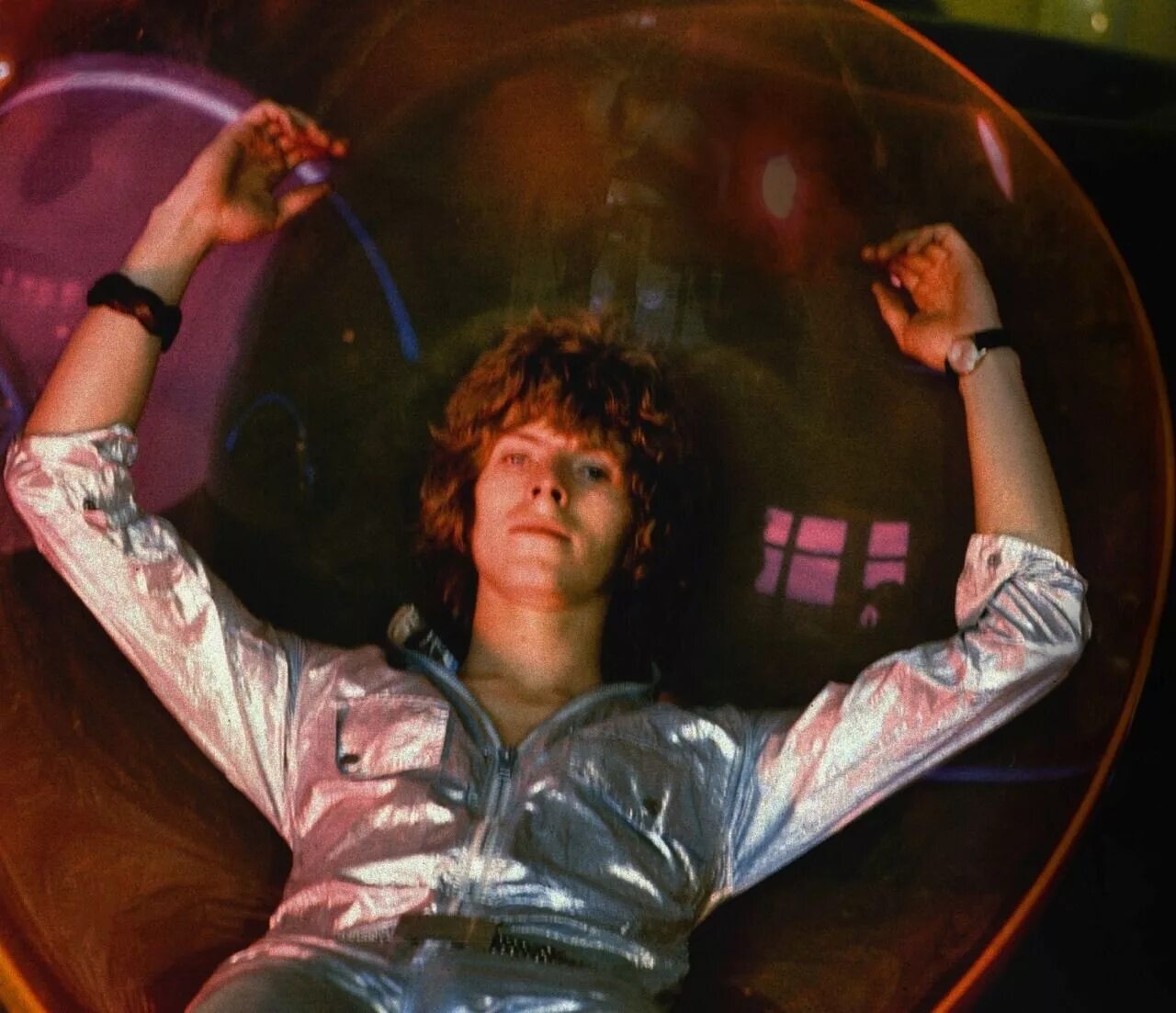 David Bowie 1969. Major Tom Bowie. Дэвид Боуи Спэйс Оддити. David bowie's space oddity