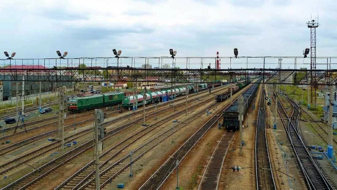 Ростов сортировочная. Станция екатеринбург сортировочный. станция электродепо екатеринбург. жд станция екатеринбург сортировочная. екатеринбург сортировка станция.