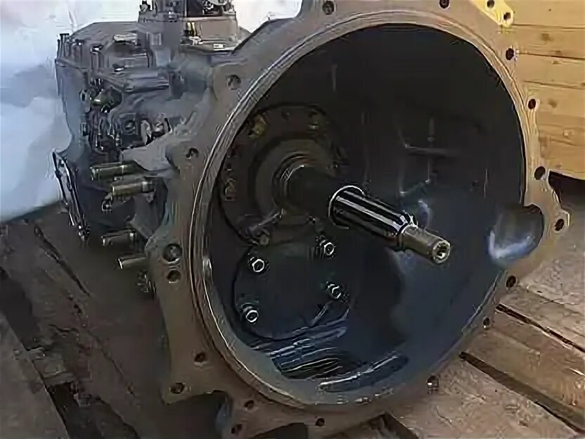 Кпп 15 камаз с делителем. Коробка зф 6 камаз. Делитель камаз кпп 14. Zf 6s700. Коробка камаз 154.