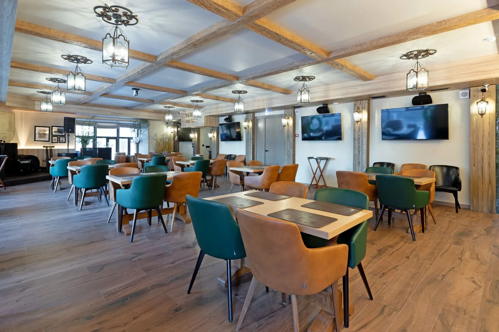 Шпатен хаус кузнецкий мост. Шпатен хаус лубянка. Spaten haus grand. Spaten haus grand кузнецкий мост 21/5. Spaten haus grand.