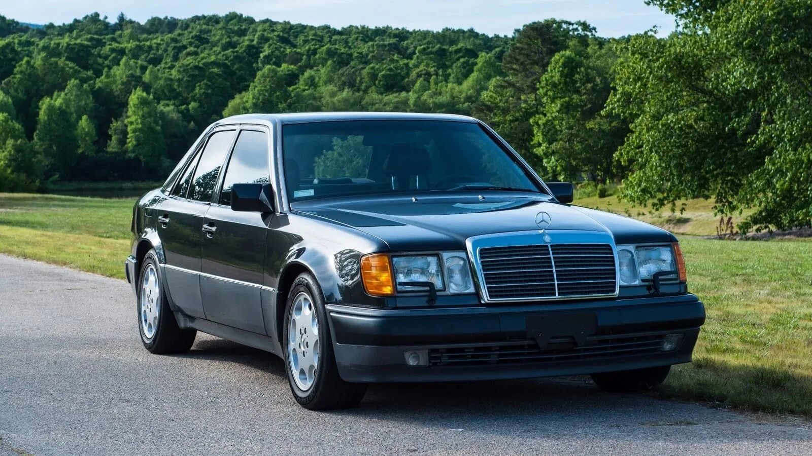 Mercedes-Benz w124. Мерседес Бенц w124. Mercedes Benz e124. Mercedes-Benz 500 e.