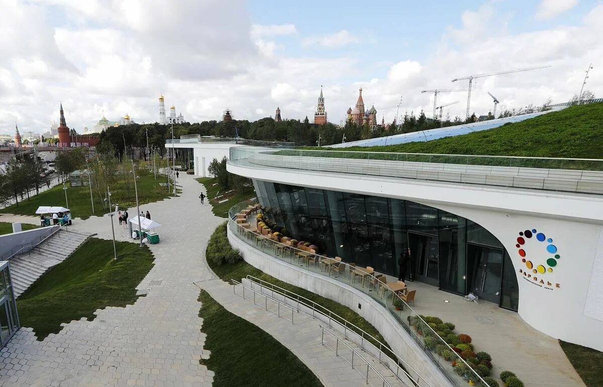 Парк здание москва. Парк зарядье в москве. парк зарядье ресторан. парк зарядье фуникулер. парк зарядье 2017.