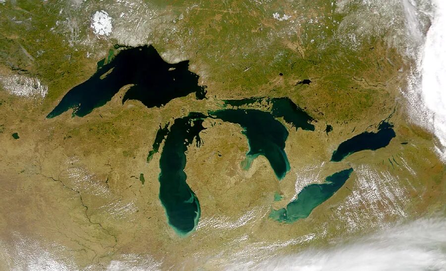 Ученые пересчитали глубину и объем воды в озерах Земли