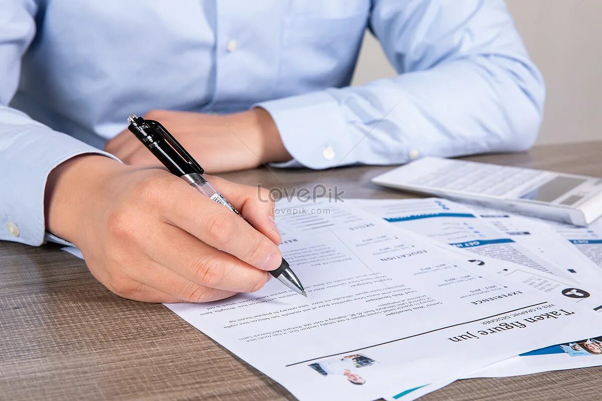 Funny hunter. Job hunting statistics. Job hunting is. Job hunting success. Job hunting топик.