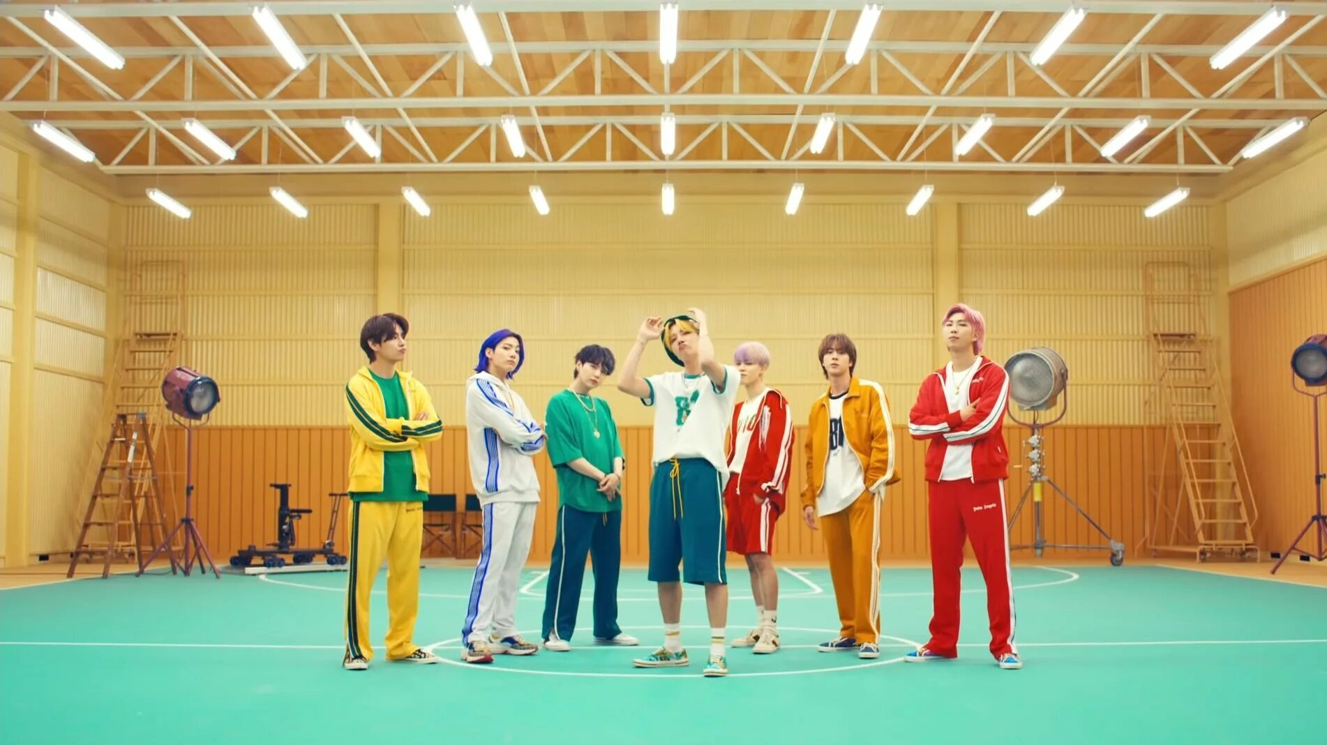 Butter bts. Бтс батерр. bts butter mv. бтс 2025 баттер. bts (방탄소년단) &#039;butter&#039;.