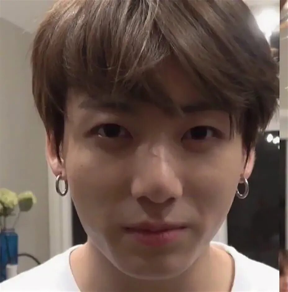 Чонгук без макияжа ⭐ ⭐ #bts #jungkook.. Тоха из Пельменной ВКонтакте