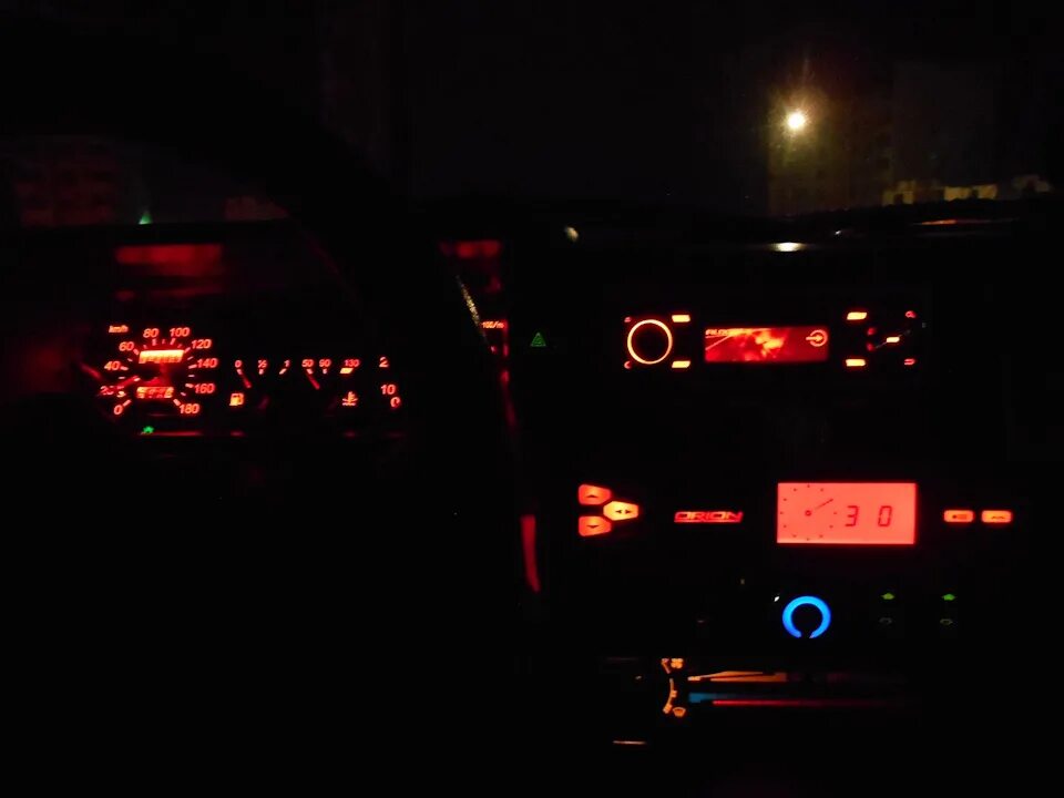 Подсветка прикуривателя газель некст. Подсветка ног приора 1. Постоянно горит подсветка. Прикуриватель ваз 2115. Подсветка приора 2.