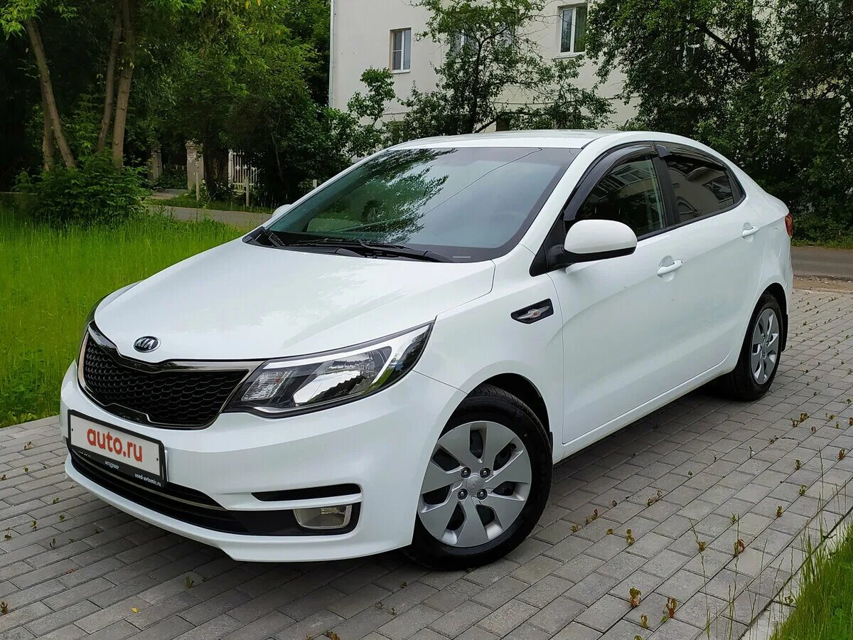 Rio белый. Kia Rio 2015. Кия Рио 4 Рестайлинг. Kia Rio 1.4. Kia Rio 4 белый.