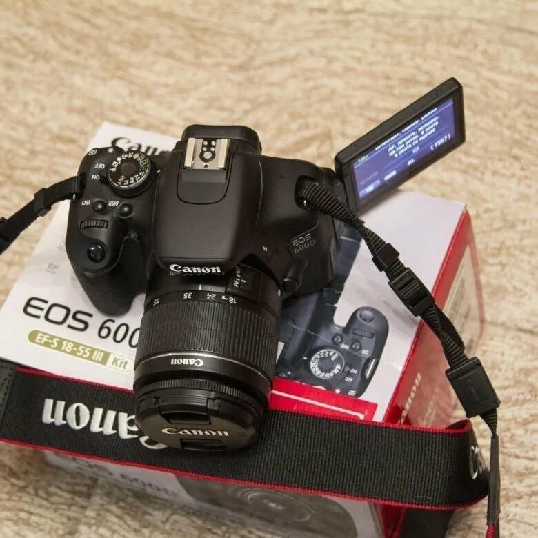 Canon 600d kit. Canon eos 1100d kit 18-55 iii. 600 камера. Фотоаппараты санон еос д600. Canon 600d kit.