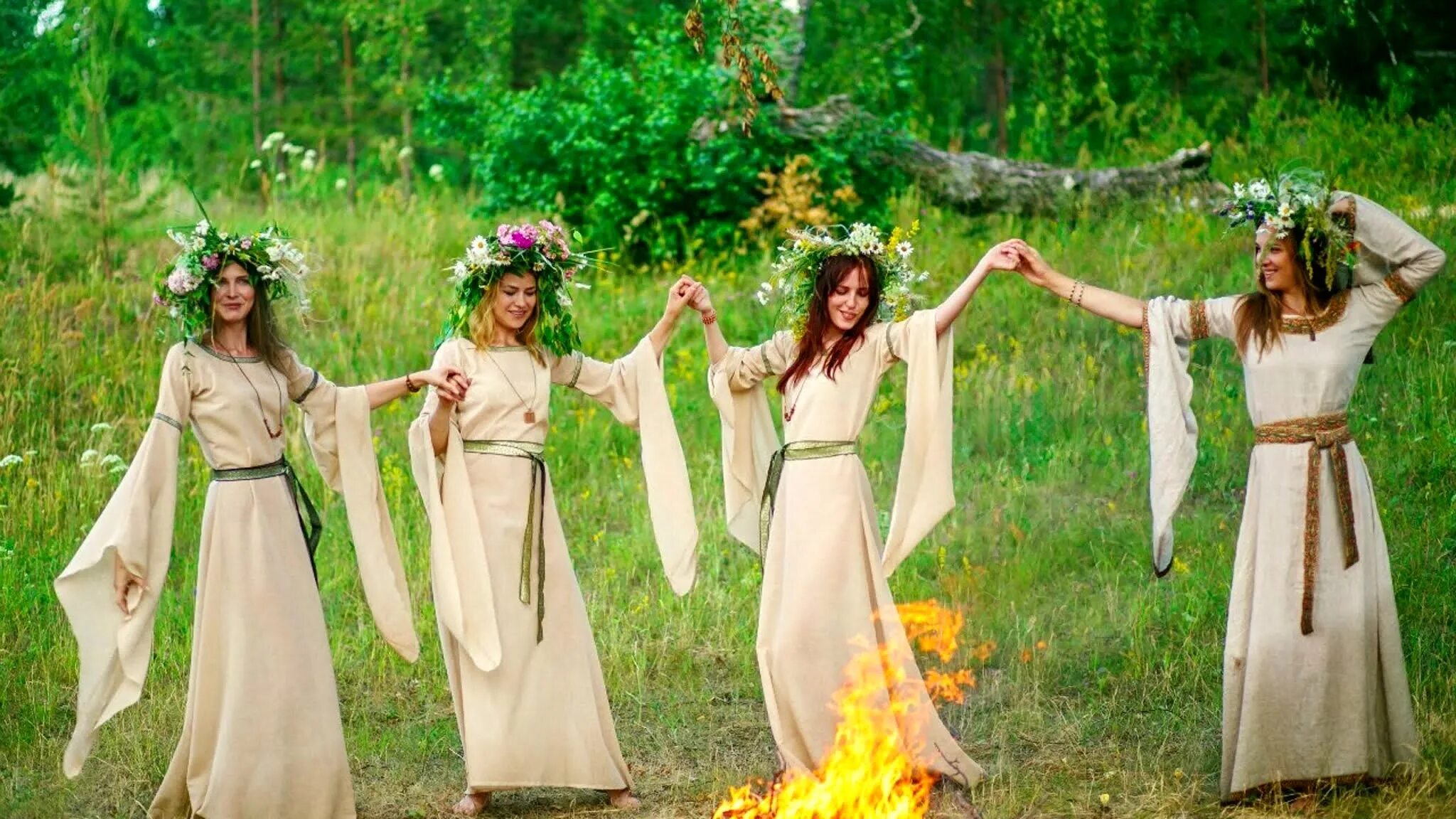 7 июля народный праздник. Ивана купала 2025. праздник ивана купалы праздник летнего солнцестояния. ивана купала языческий праздник.