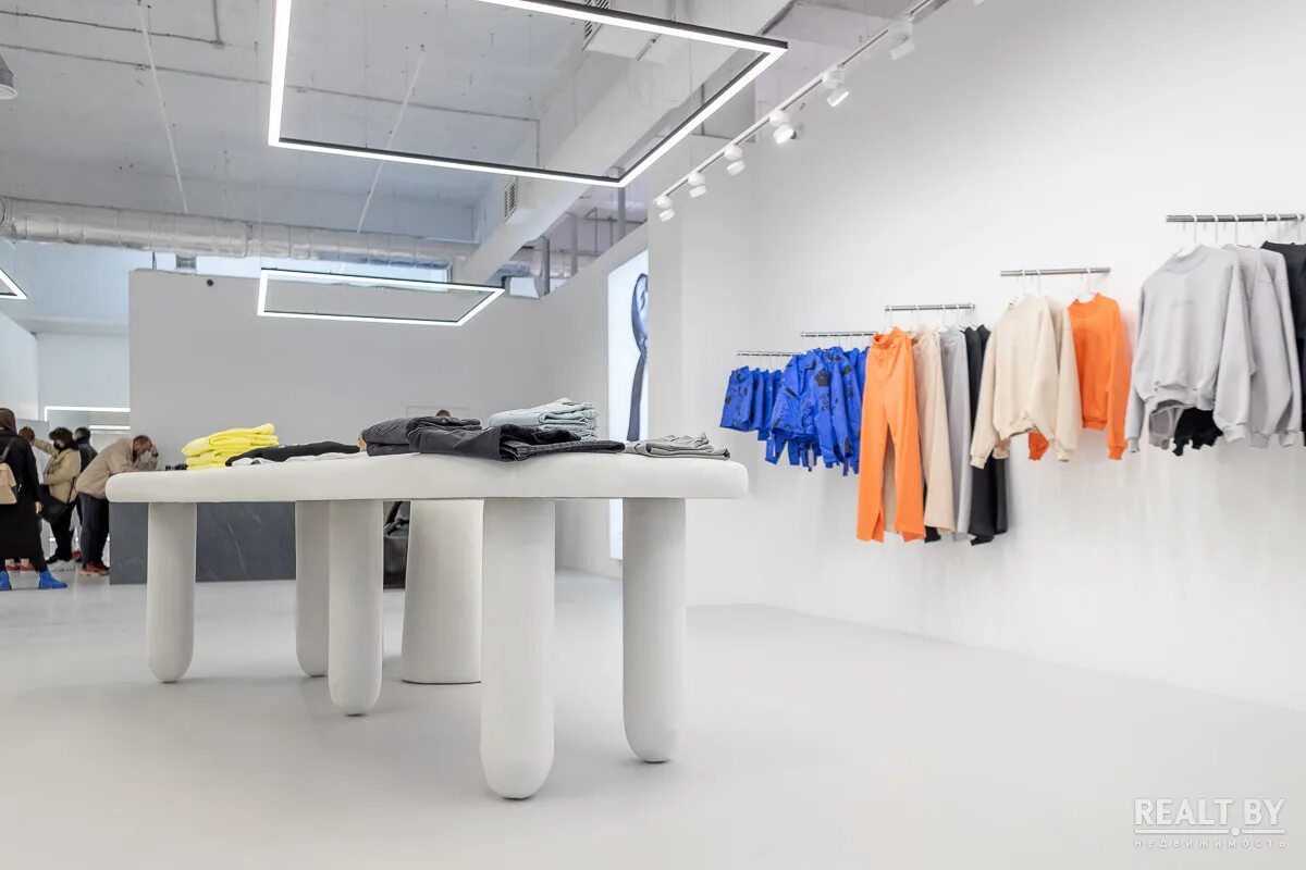 Бренд znwr одежда. Znwr одежда москва. Znwr одежда москва. Худи znwr. Бренд одежды znwr.