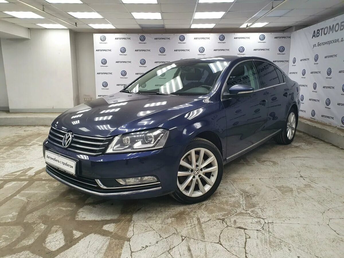 Купить фольксваген авито саратов. VW Passat b7 синий. VW Passat b7 черный седан 2012. Синий седан Volkswagen Passat b7 1.8 AMT (152 Л.С). Пассат б7 1.8 АМТ 2012 года.