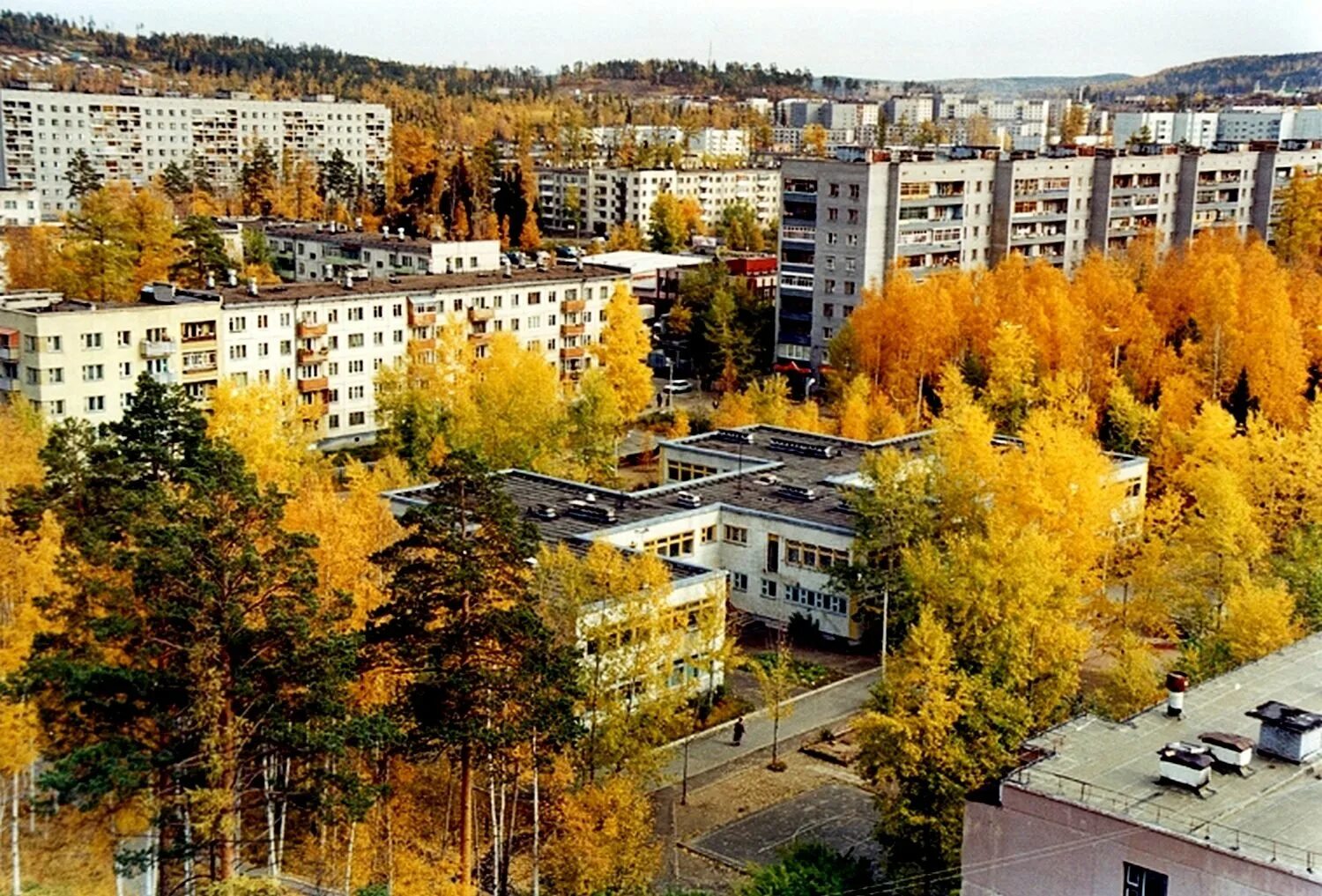 Сайт города усть илимска. Город Усть Илимск. Город Усть Илимск новый город.. Усть-Илимск старый город. Осень Усть Илимск.