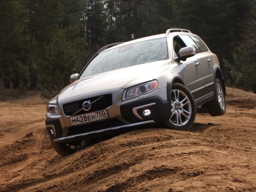 Volvo xc70 поколения. Volvo xc70. Вольво хс70 p2. Volvo xc70 i. Volvo xc70 p2.