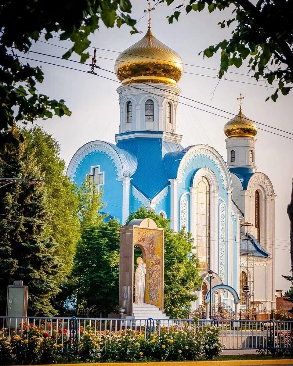 Россия г луганск. Город Луганск Украина. Луганская область город Луганск. Столица Луганска.