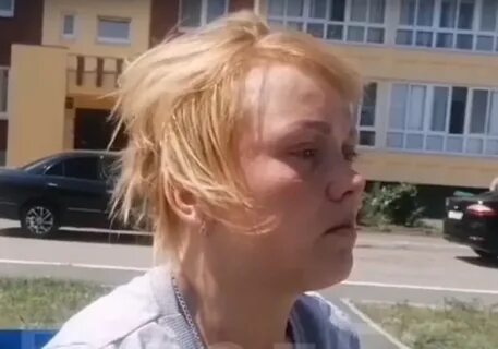 Оставила 2 детей