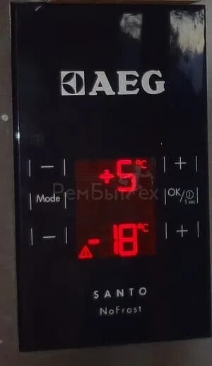 Ошибка frost. Холодильник aeg santo no frost. холодильник aeg s 83600 cmm0. холодильник lg с дисплеем. плата дисплея холодильника.