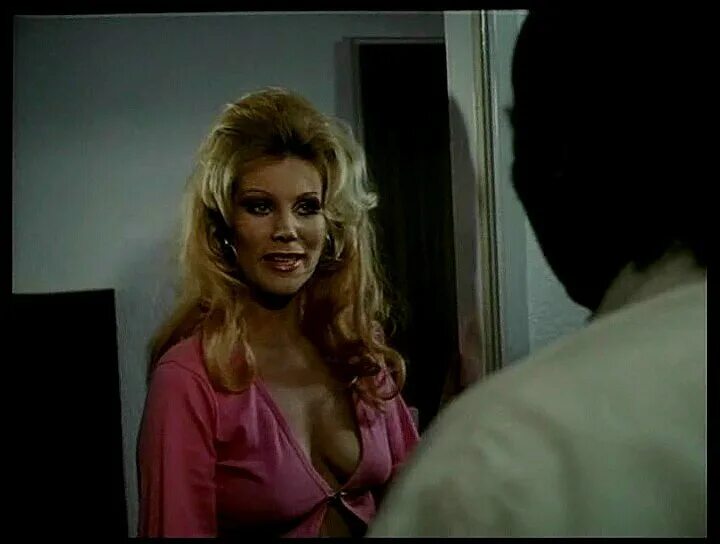 Хайде албински / heide albinsky - laß jucken , kumpel 5 der kumpel läßt das jucken nicht ( 1975 ). Лаура антонелли и жан поль бельмондо. Бен фильм 1972. Почесать приятеля 1972. Малиция лаура антонелли.