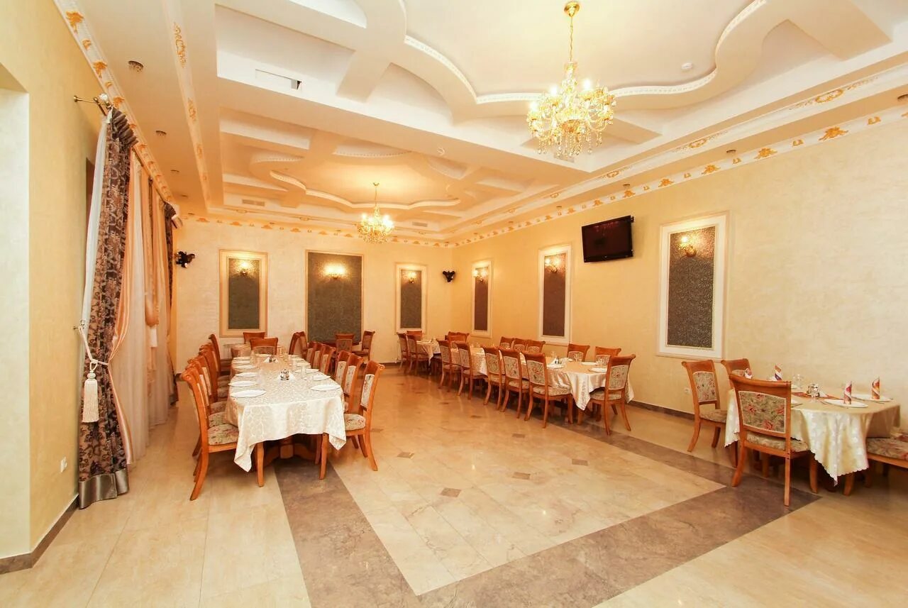 Трактир на пушкинской ишим. Ресторан охотник ишим. Делюкс ишим ресторан. Трактир на пушкинской ишим меню. Трактир ишим.