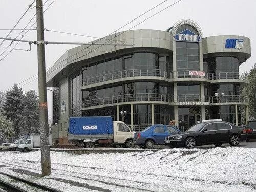 Стоматология сергея макеева 8. Центр новое время. Центр новое время. Москва, ул. Тц новое время ессентуки.