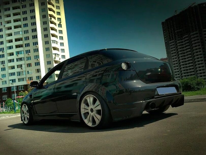 Тюнинг лачетти хэтчбек. Lacetti tuning хэтчбек. lacetti tuning 1.6. lacetti hatchback tuning. тюнингованный шевроле лачетти хэтчбек.