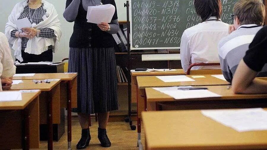 Рассмотрение ошибки. Ученик дополнит ответ. Ребенок у доски. Ученик дополнит ответ. Изменения в методах обучения.