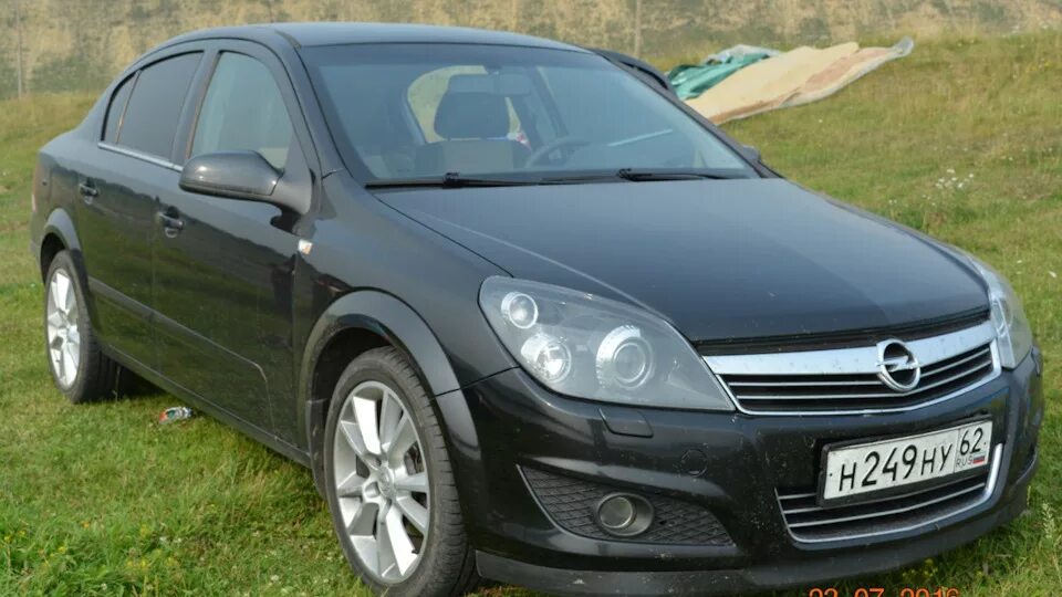 1.8 opel купить. Opel Astra 2008 1.8. Opel Astra h 2008.