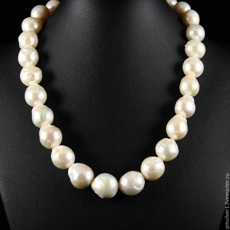 Искусственный жемчуг. Жемчуг сваровски. Персиковый жемчуг бусы. Жемчужина персикового цвета. Кремовый жемчуг.