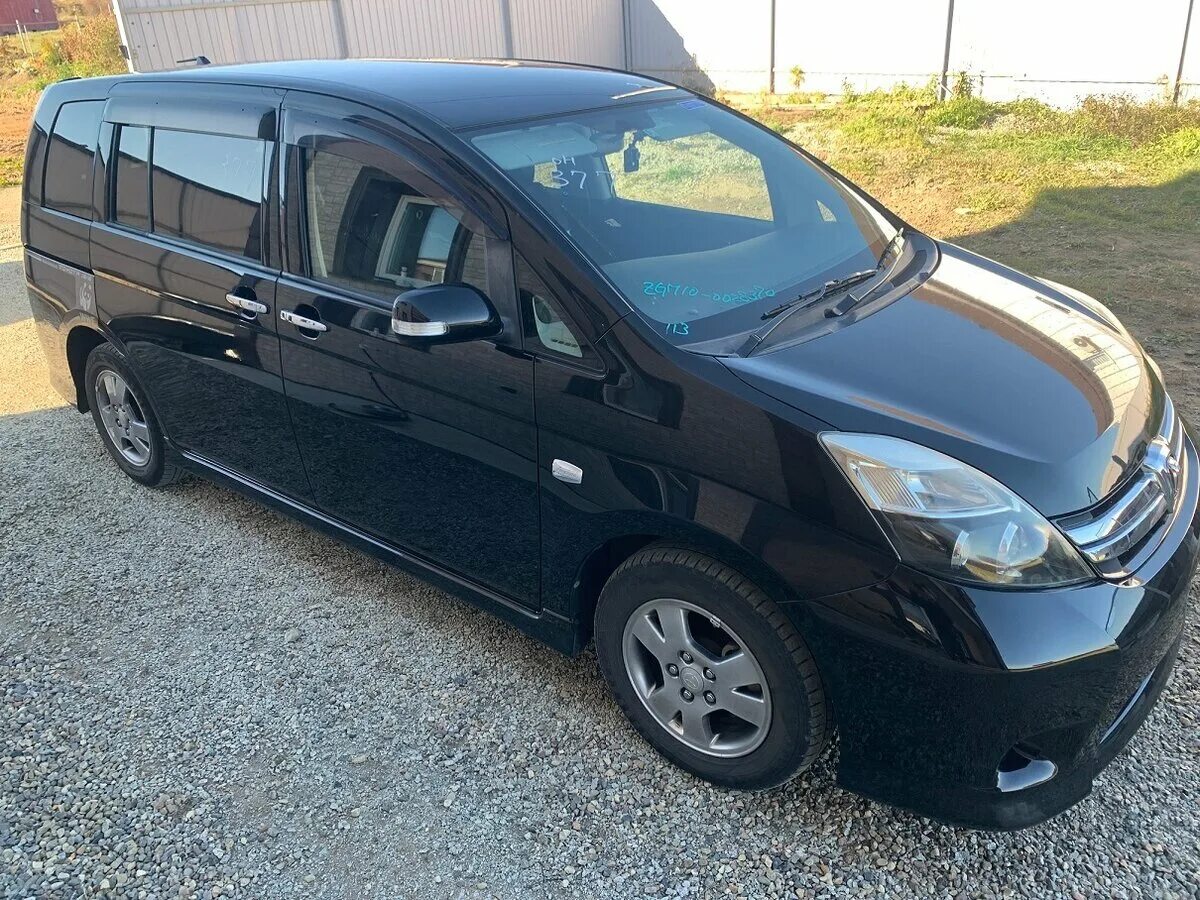 Тойота исис 2011 года. Toyota isis. Toyota isis platana владивосток. Тойота исис 2011 года. Тойота исис 2011 года.