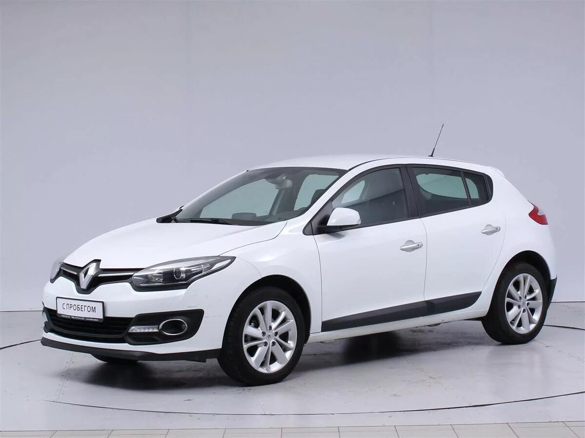 Меган 3 хэтчбек 1.6. Renault Megane 3. Renault Megane 3 хэтчбек. Рено Меган 2015 хэтчбек. Рено Меган 3 Рестайлинг 2.