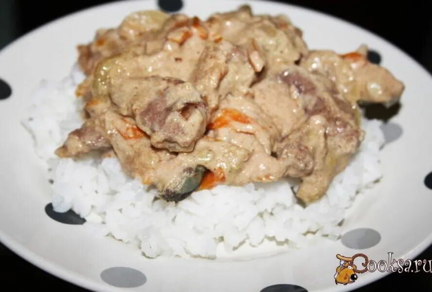 Печень с рисом. Печень с рисом рецепт. Гуляш с рисом. Рис с печенью куриной. Рис с печенью куриной.