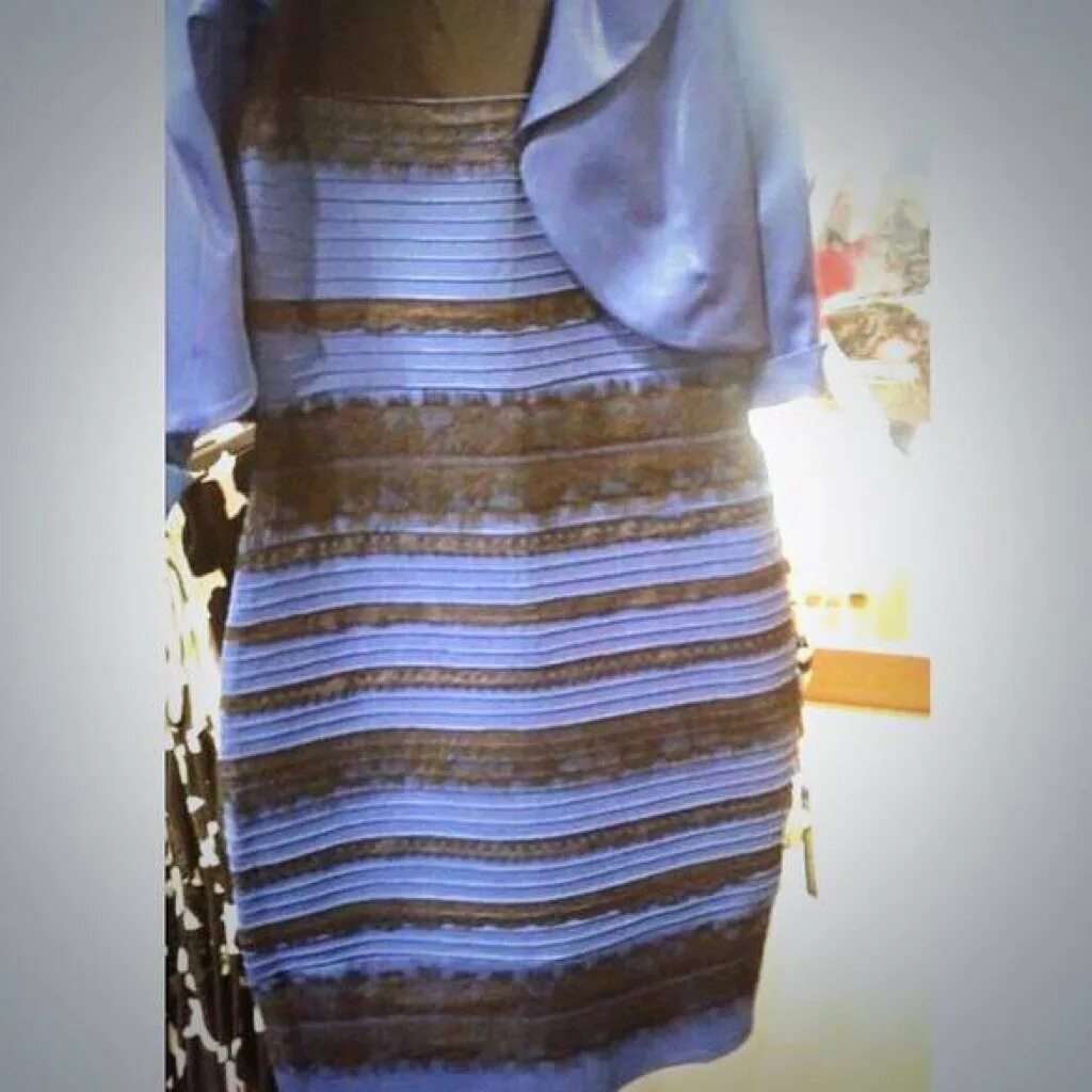 Платье загадка. Платье белое золотое или сине-черное платье. Иллюзия платье белое или синее. Черно синее и бело золотое платье. Черно синее платье.