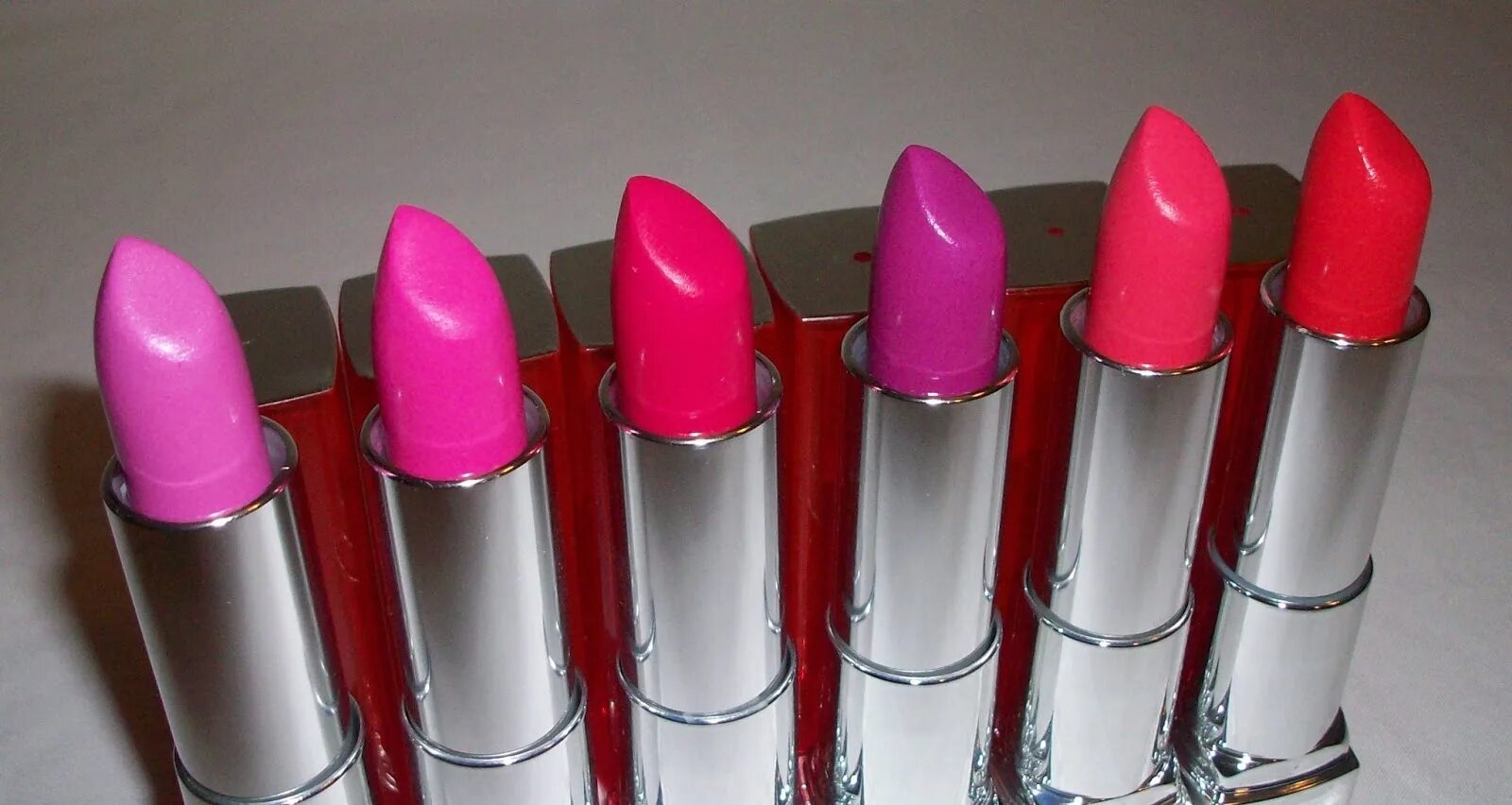 Губная помада мейбелин. Maybelline color sensational 266. губная помада maybelline 233. помада мейбелин колор сенсейшен 266. мейбелин 266 помада мейбелин.