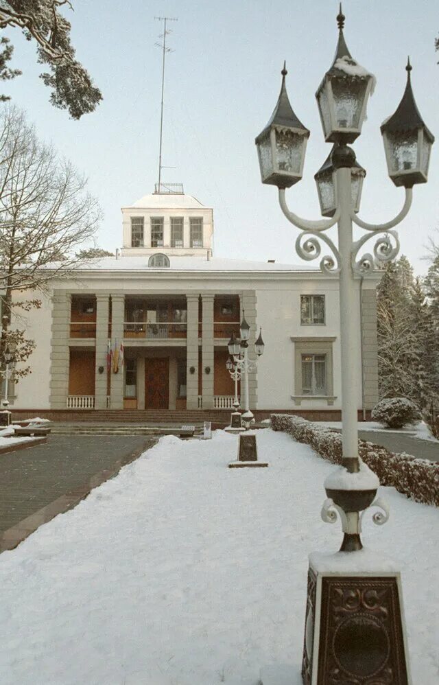 Рестораны пуща. Беловежская пуща вискули 1991. резиденция вискули в беловежской пуще. усадьба вискули. вискули беловежская.