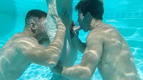 Three hottest US studs fucking in a pool 