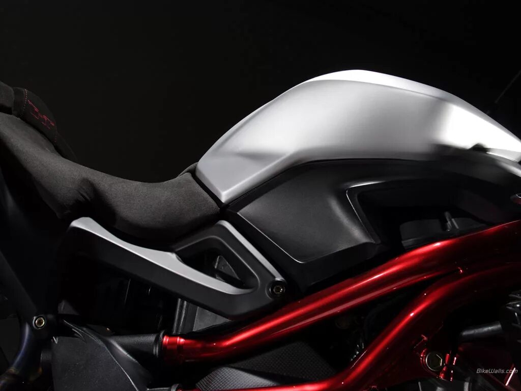 Обои titanium. Мотоцикл benelli tnt titanium. benelli tnt titanium. бенелли авто. бенелли мотоцикл фото.