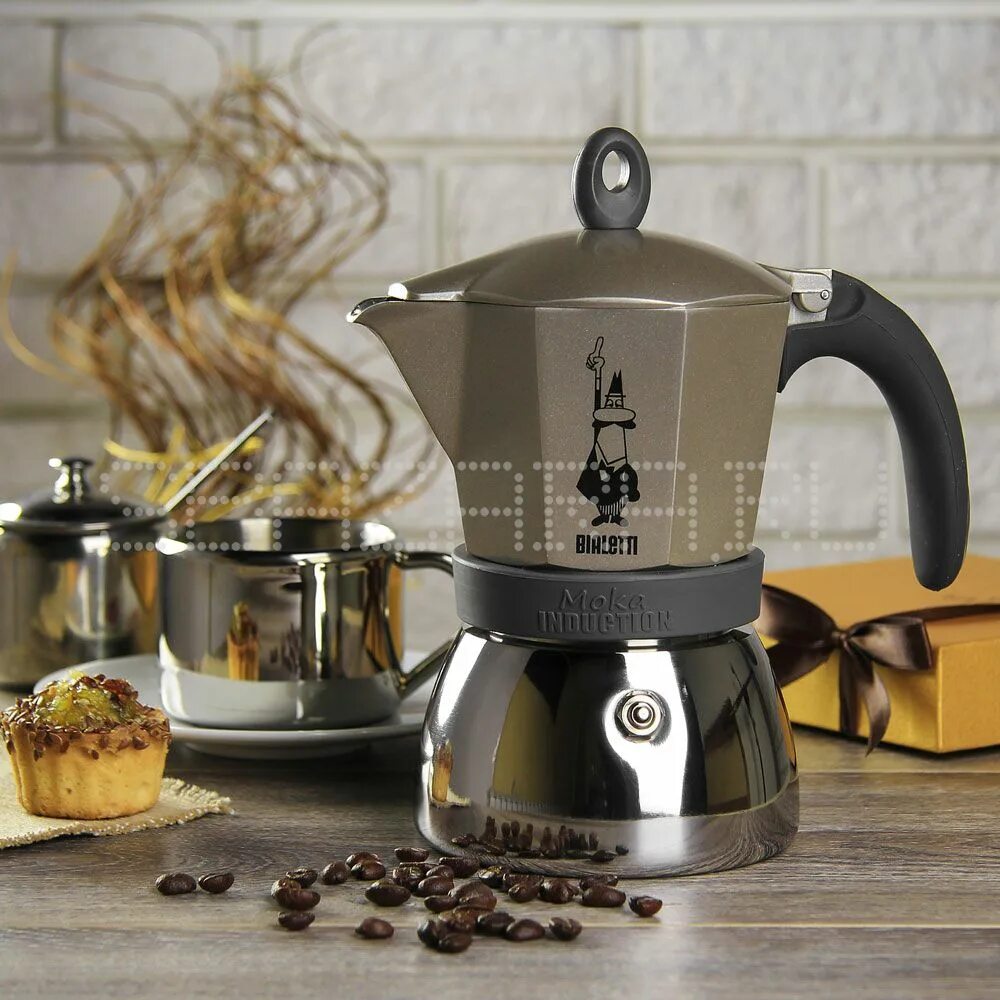 Гейзерная кофеварка Биалетти Мока. Bialetti гейзерная кофеварка электрическая. Гейзерная кофеварка Bialetti Moka. Bialetti Moka Induction 3 чашки. Гейзерная для кофе купить