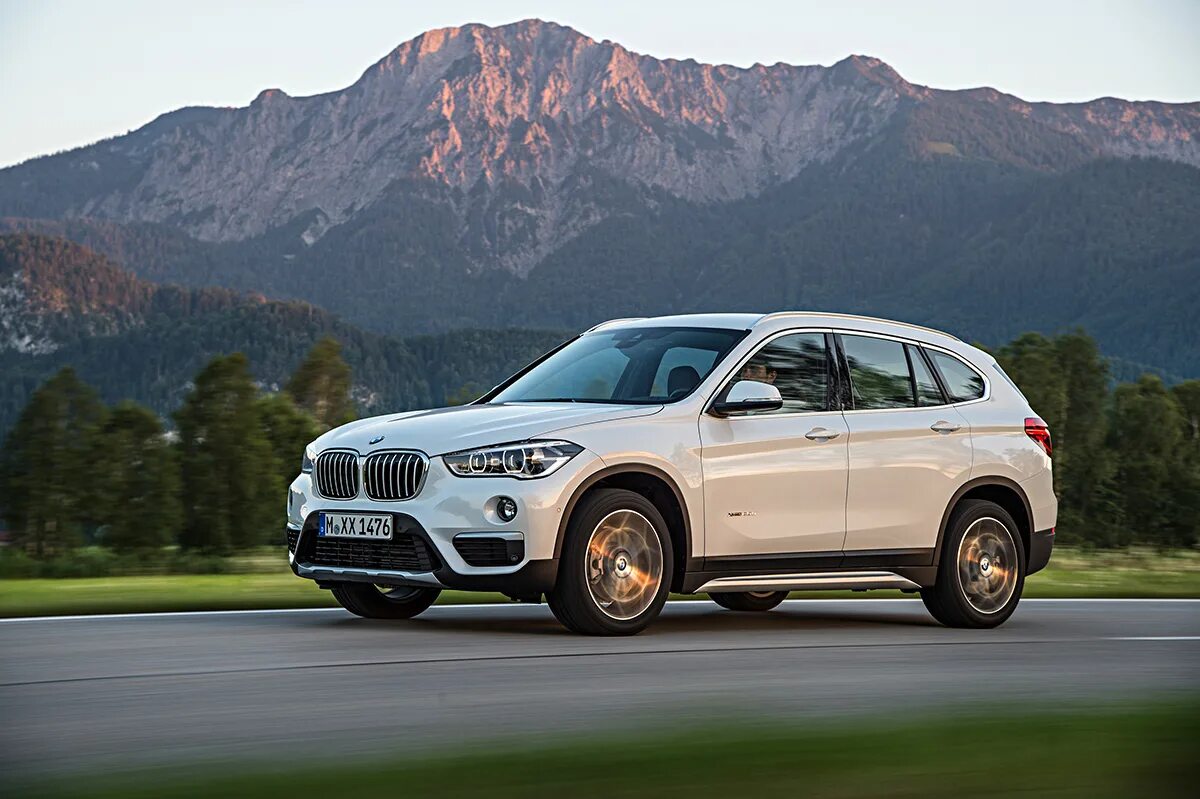 Bmw x1 2014. Bmw x1 e84 черный. I t х 1 х. Бмв x1 синяя. I t х 1 х.